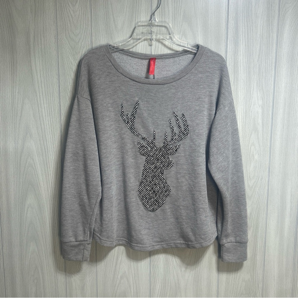 Fashionomics Gray Sweatshirt With Brown And Cream Deer Design Size Medium